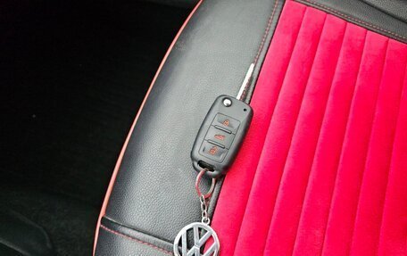 Volkswagen Polo VI (EU Market), 2015 год, 1 350 000 рублей, 24 фотография