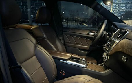 Mercedes-Benz GL-Класс, 2015 год, 2 600 000 рублей, 11 фотография