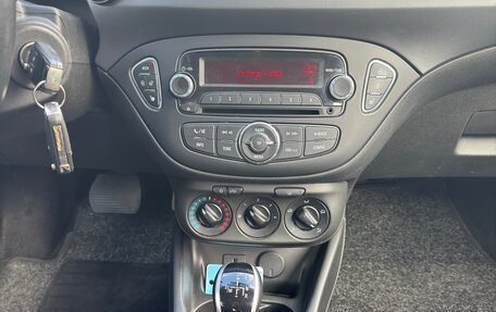 Opel Corsa E, 2017 год, 745 000 рублей, 16 фотография