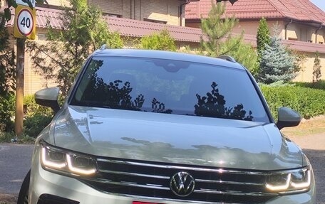 Volkswagen Tiguan II, 2021 год, 3 500 000 рублей, 3 фотография