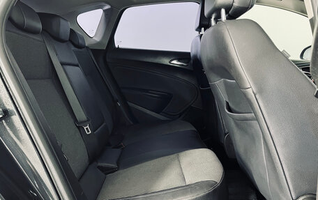 Opel Astra J, 2013 год, 890 000 рублей, 11 фотография