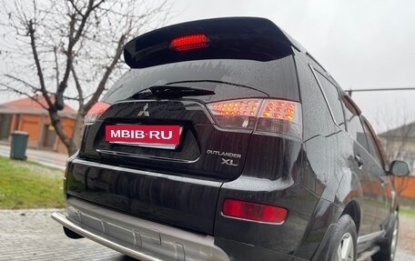 Mitsubishi Outlander III рестайлинг 3, 2008 год, 1 360 000 рублей, 10 фотография