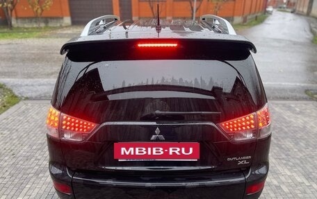 Mitsubishi Outlander III рестайлинг 3, 2008 год, 1 360 000 рублей, 9 фотография