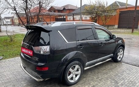 Mitsubishi Outlander III рестайлинг 3, 2008 год, 1 360 000 рублей, 5 фотография