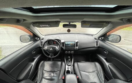 Mitsubishi Outlander III рестайлинг 3, 2008 год, 1 360 000 рублей, 18 фотография