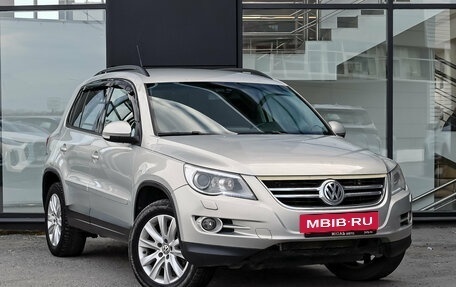 Volkswagen Tiguan I, 2011 год, 930 000 рублей, 3 фотография