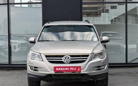 Volkswagen Tiguan I, 2011 год, 930 000 рублей, 2 фотография