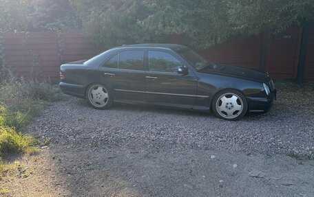 Mercedes-Benz E-Класс, 1999 год, 690 000 рублей, 2 фотография