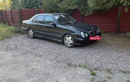 Mercedes-Benz E-Класс, 1999 год, 690 000 рублей, 3 фотография