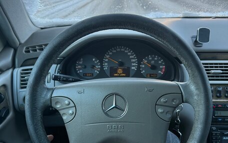 Mercedes-Benz E-Класс, 1999 год, 690 000 рублей, 10 фотография