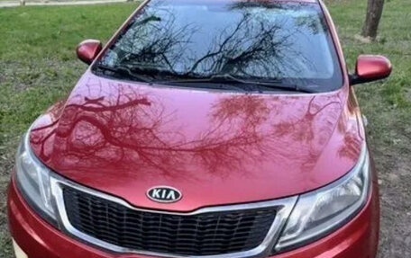 KIA Rio III рестайлинг, 2011 год, 650 000 рублей, 2 фотография