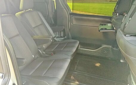 Toyota Voxy III, 2018 год, 3 000 000 рублей, 5 фотография