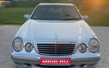 Mercedes-Benz E-Класс, 2001 год, 4 000 000 рублей, 10 фотография