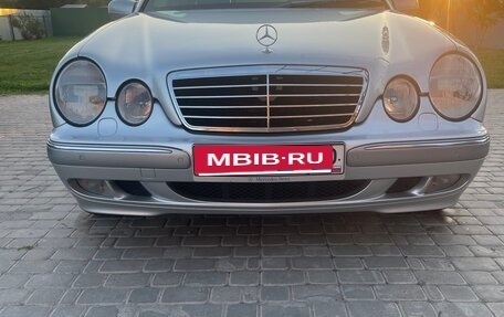 Mercedes-Benz E-Класс, 2001 год, 4 000 000 рублей, 9 фотография