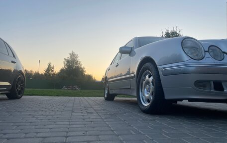 Mercedes-Benz E-Класс, 2001 год, 4 000 000 рублей, 18 фотография