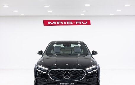 Mercedes-Benz E-Класс, 2025 год, 9 990 000 рублей, 2 фотография