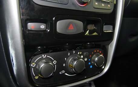 Renault Duster I рестайлинг, 2012 год, 699 000 рублей, 13 фотография