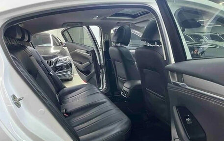 Mazda 6, 2021 год, 1 800 000 рублей, 12 фотография