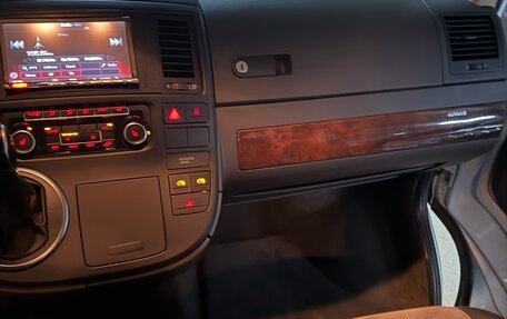 Volkswagen Multivan T5, 2012 год, 3 300 000 рублей, 7 фотография