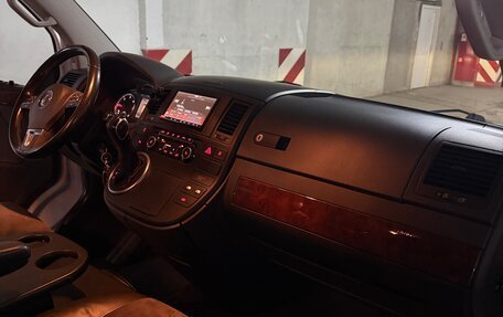 Volkswagen Multivan T5, 2012 год, 3 300 000 рублей, 9 фотография