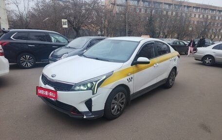 KIA Rio IV, 2020 год, 800 000 рублей, 3 фотография