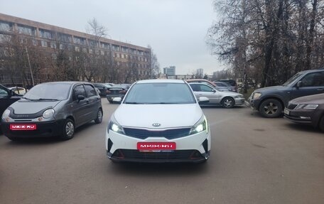 KIA Rio IV, 2020 год, 800 000 рублей, 1 фотография