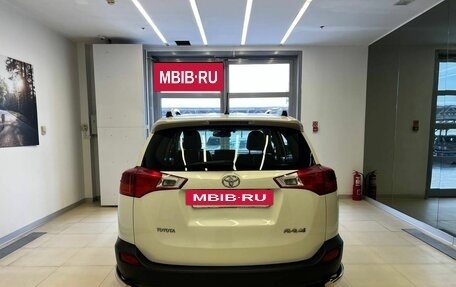 Toyota RAV4, 2013 год, 2 690 000 рублей, 6 фотография