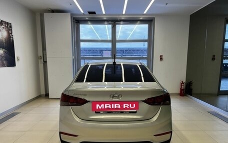 Hyundai Solaris II рестайлинг, 2018 год, 790 000 рублей, 6 фотография