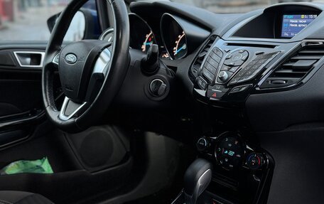 Ford Fiesta, 2015 год, 980 000 рублей, 11 фотография