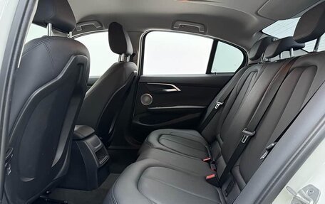 BMW 1 серия, 2023 год, 2 400 000 рублей, 14 фотография