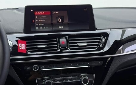 BMW 1 серия, 2023 год, 2 400 000 рублей, 16 фотография