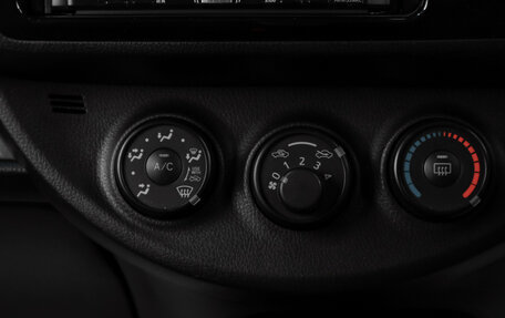 Toyota Vitz, 2019 год, 1 199 000 рублей, 12 фотография