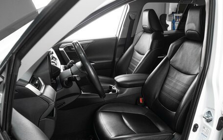 Toyota RAV4, 2021 год, 3 929 000 рублей, 13 фотография