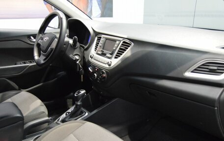 Hyundai Solaris II рестайлинг, 2021 год, 1 650 000 рублей, 22 фотография