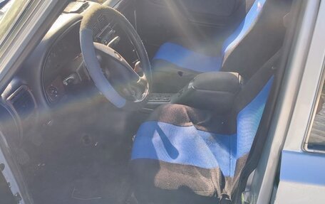 ГАЗ 31105 «Волга», 2004 год, 100 000 рублей, 3 фотография