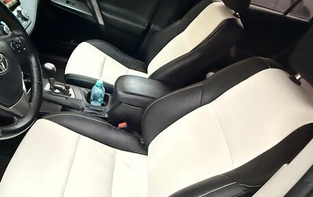 Toyota RAV4, 2017 год, 2 300 000 рублей, 11 фотография