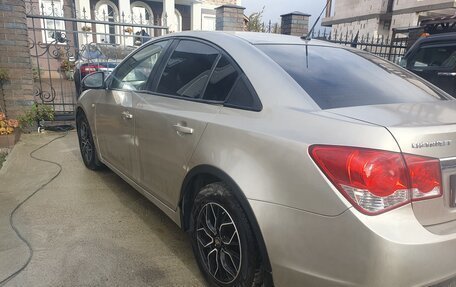 Chevrolet Cruze II, 2010 год, 765 000 рублей, 2 фотография