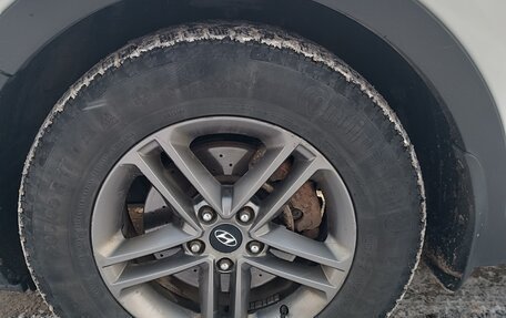 Hyundai Santa Fe III рестайлинг, 2015 год, 1 740 000 рублей, 10 фотография