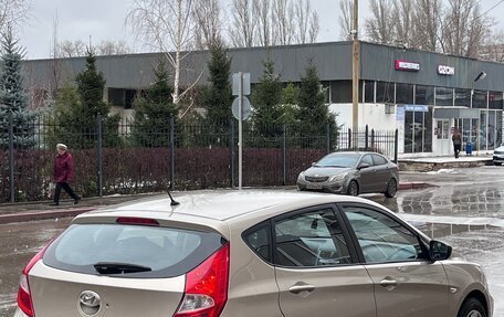 Hyundai Solaris II рестайлинг, 2011 год, 645 000 рублей, 5 фотография