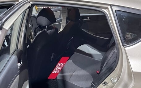 Hyundai Solaris II рестайлинг, 2011 год, 645 000 рублей, 11 фотография