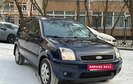 Ford Fusion I, 2005 год, 620 000 рублей, 2 фотография