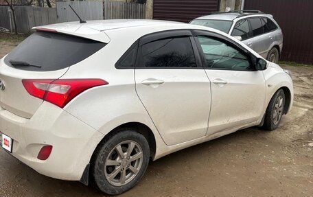 Hyundai i30 II рестайлинг, 2013 год, 750 000 рублей, 2 фотография