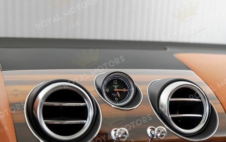 Bentley Bentayga I, 2018 год, 11 790 000 рублей, 10 фотография