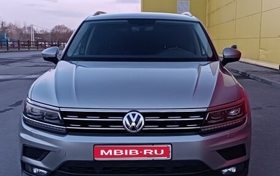 Volkswagen Tiguan II, 2018 год, 2 650 000 рублей, 1 фотография