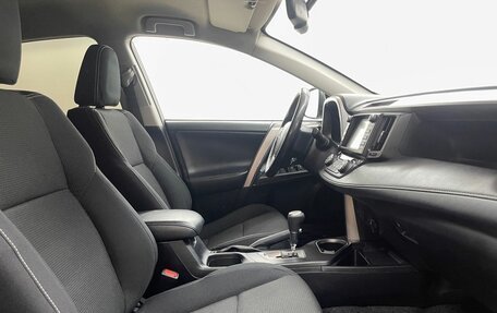 Toyota RAV4, 2018 год, 2 750 000 рублей, 12 фотография