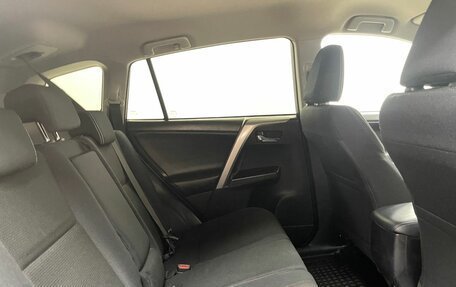 Toyota RAV4, 2018 год, 2 750 000 рублей, 13 фотография