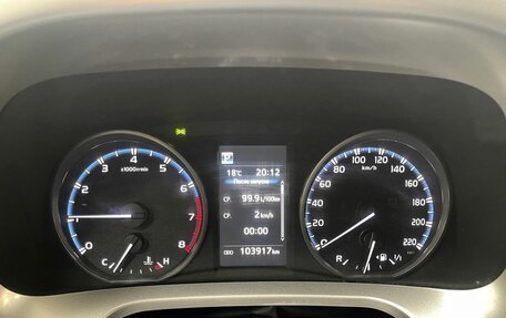 Toyota RAV4, 2018 год, 2 750 000 рублей, 21 фотография