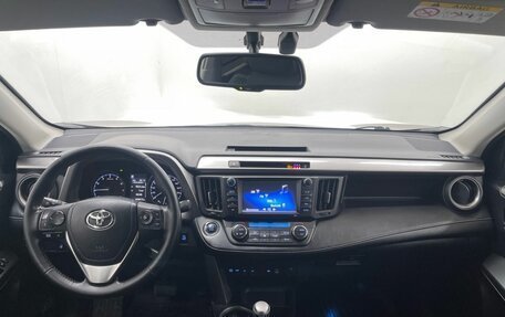 Toyota RAV4, 2018 год, 2 750 000 рублей, 19 фотография