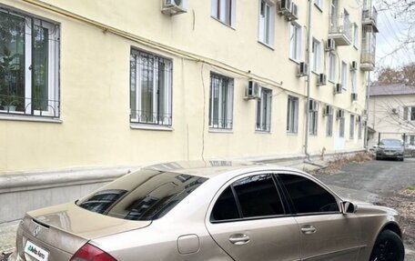 Mercedes-Benz E-Класс, 2004 год, 399 999 рублей, 3 фотография