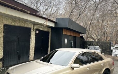 Mercedes-Benz E-Класс, 2004 год, 399 999 рублей, 6 фотография